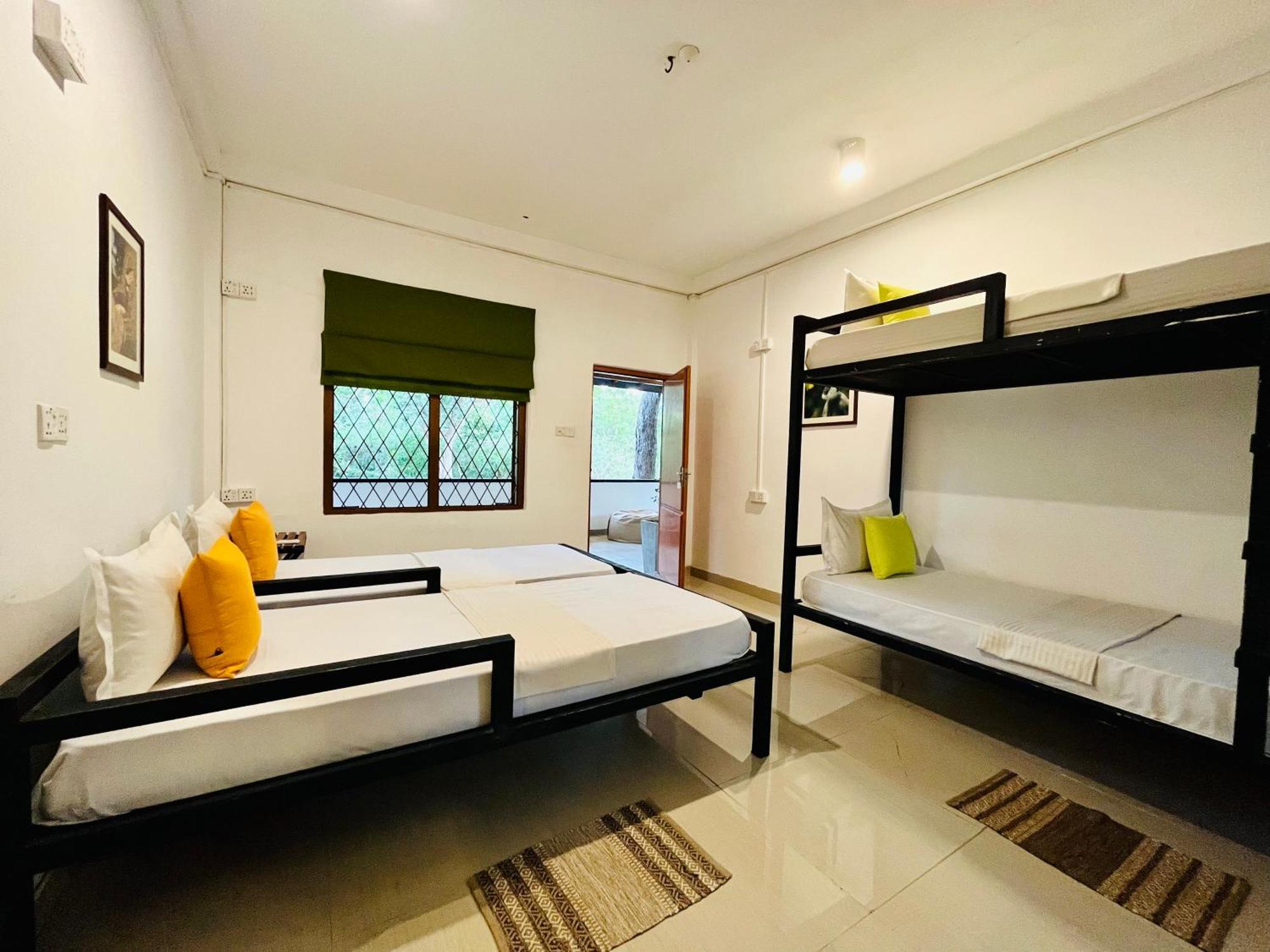 Funky Leopard Safari Lodge Bordering Yala National Park Kataragama Exterior foto