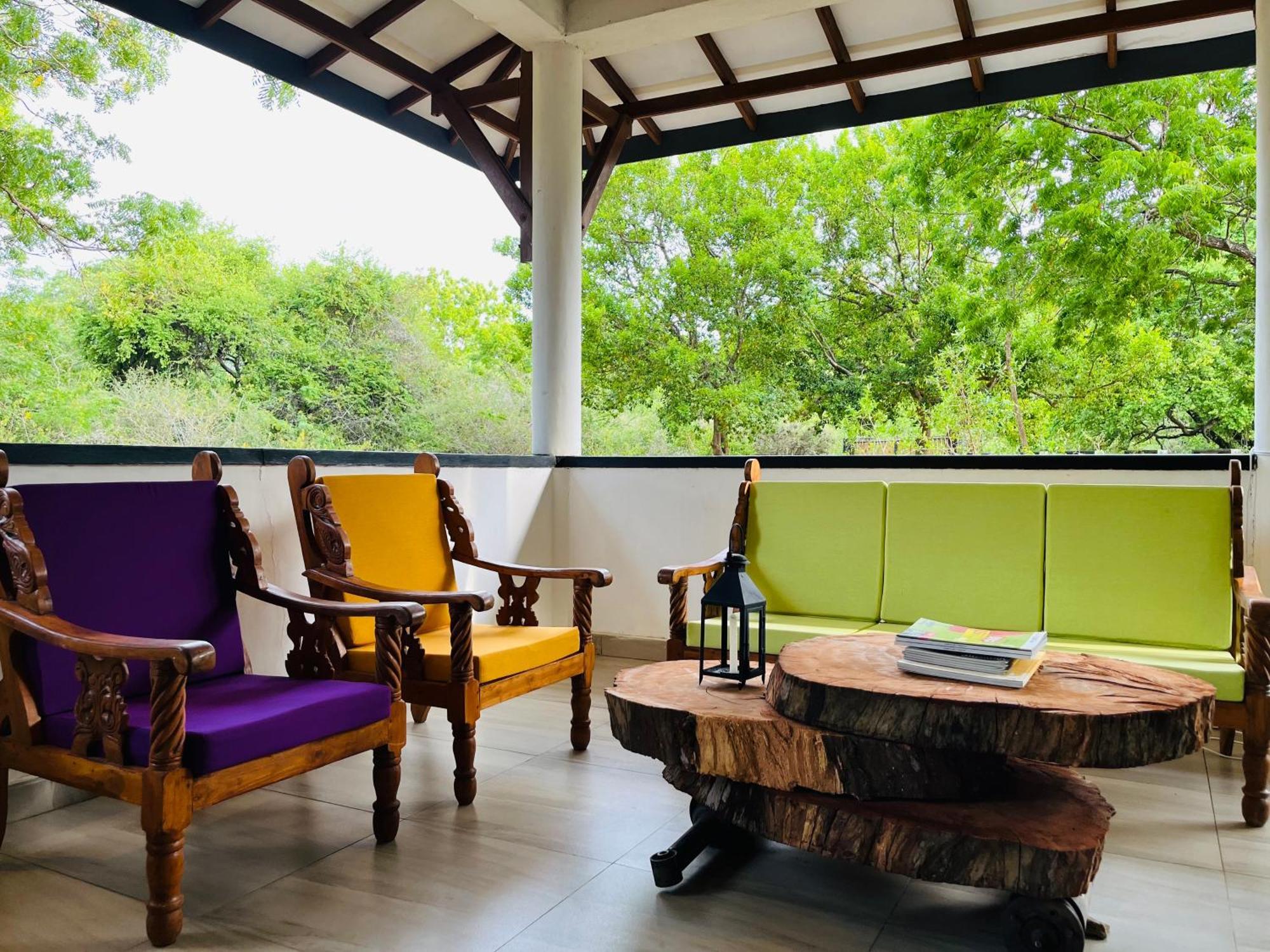 Funky Leopard Safari Lodge Bordering Yala National Park Kataragama Exterior foto
