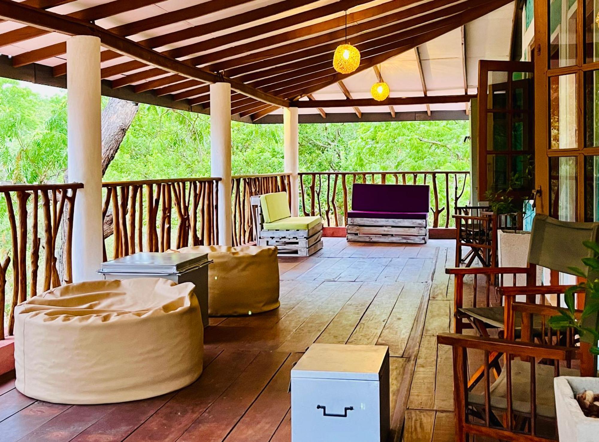 Funky Leopard Safari Lodge Bordering Yala National Park Kataragama Exterior foto